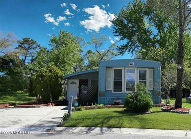 This affordable home located at Pine Acres Manor community. This - photo 1