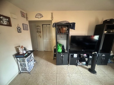 Pending contract, accepting backup offers! Excellent - photo 6