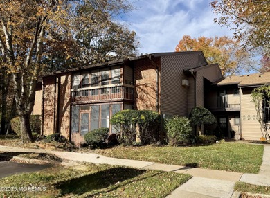 Shadow Lake - Monmouth County Condo For Sale in Red Bank New Jersey