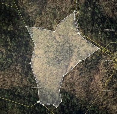 Lake Lot Sale Pending in Byrdstown, Tennessee