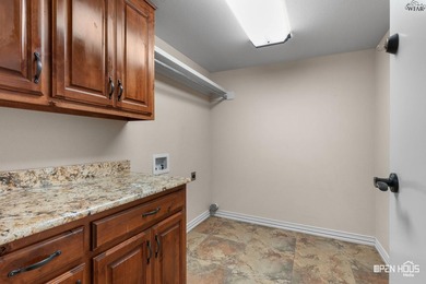 Spacious 4-bedroom, 3.5-bath luxury single-owner home situated - photo 14