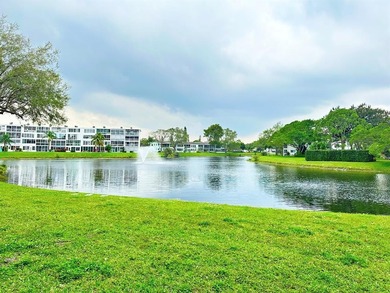 Lake Condo For Sale in Deerfield Beach, Florida