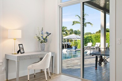 A statement of modern waterfront luxury, this extraordinary - photo 31