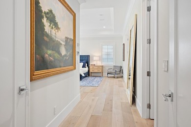 A statement of modern waterfront luxury, this extraordinary - photo 42