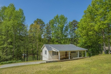 Lake Hartwell Home For Sale in Martin Georgia