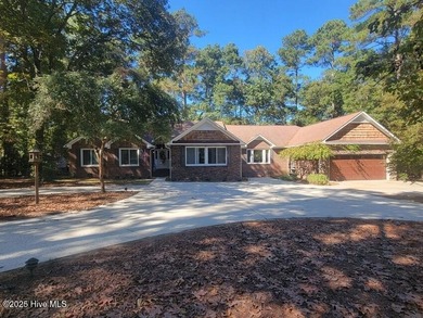 (private lake, pond, creek) Home For Sale in Clinton North Carolina