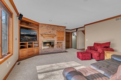 Welcome to this spacious and beautifully maintained two-story - photo 10