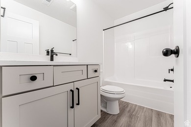 Experience the ideal mix of comfort and convenience in this - photo 17