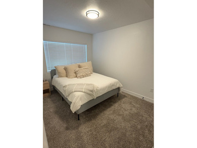 Experience the ideal mix of comfort and convenience in this - photo 21