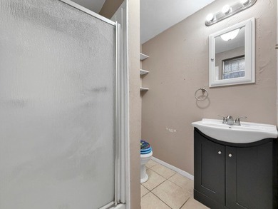 Just listed a perfect starter home or downsizing. This gem - photo 23