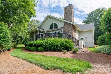 Savor summertime on Badin Lake in your fully renovated cottage - photo 30