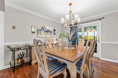 Welcome home to this beautifully maintained 4-bedroom bi-level - photo 9