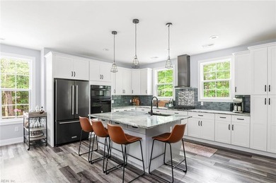 Located in the sought after Cypress Creek golf community, this - photo 10