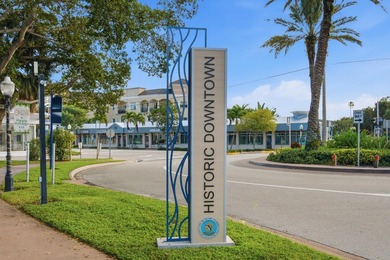 Investment opportunity in Downtown Stuart! This vacant lot comes - photo 11
