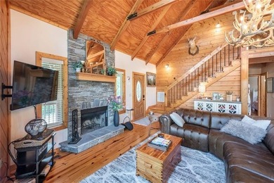 Escape to your fully furnished cabin in North Georgia at 1328 - photo 7