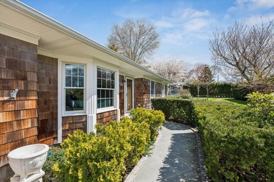 Set on over a quarter of an acre, this beautifully updated ranch - photo 4