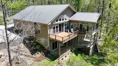 Welcome to 112 Lakeview Terrace, a completely private sanctuary - photo 4