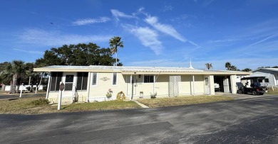 Lake Griffin Home For Sale in Fruitland Park Florida