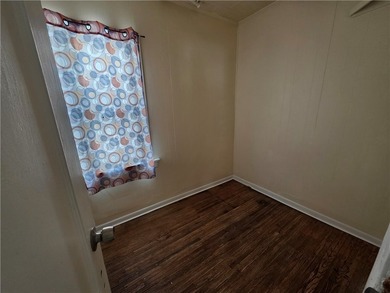 Investment Opportunity: Duplex with Potential in Rochester! - photo 12