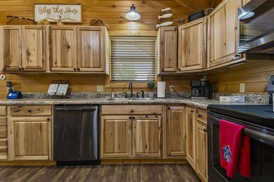 NOLIN LAKE GETAWAY - TURNKEY AND READY TO ENJOY! Built in 2023 - photo 12