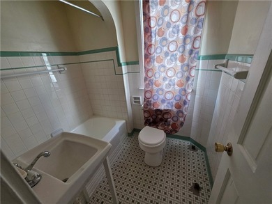 Investment Opportunity: Duplex with Potential in Rochester! - photo 13