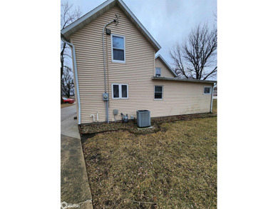 Welcome to this inviting 3-bedroom home featuring a spacious