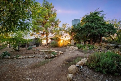 Moonflower Ranch - A Unique 5-Acre Gem just outside of - photo 7