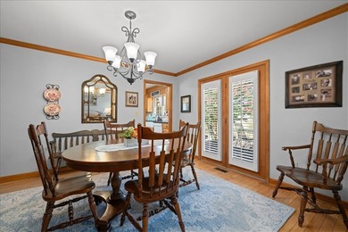 Welcome to 1 Oakridge Court, where comfort, convenience, and - photo 18