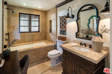 Set on a dramatic bluff of only 14 homes overlooking the Pacific - photo 30