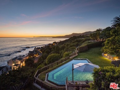 Set on a dramatic bluff of only 14 homes overlooking the Pacific - photo 39