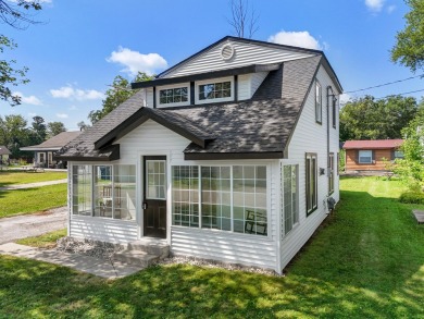 Lake Home For Sale in Houghton Lake Heights, Michigan