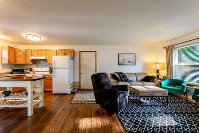 Welcome home to 1702 N Southgate! Move right in to this very - photo 7