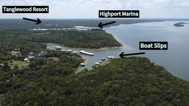 Discover the perfect blend of privacy, nature, and lake living - photo 2