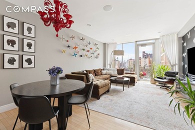 This unique, sun-drenched, triplex penthouse home has 4 bedrooms - photo 7