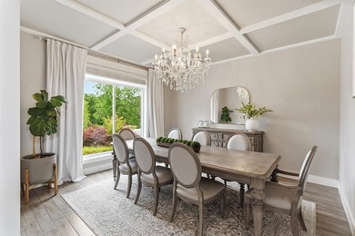 Welcome to an extraordinary luxurious retreat nestled in the - photo 10