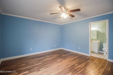 Welcome to your Gulf Coast retreat! This spacious 4-bedroom - photo 13