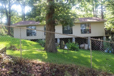 2 Bedroom, 1.5 Baths with approx. 1980 Sq. Ft. of living space - photo 15