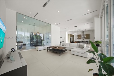 Experience elevated waterfront living in the prestigious Coral - photo 15