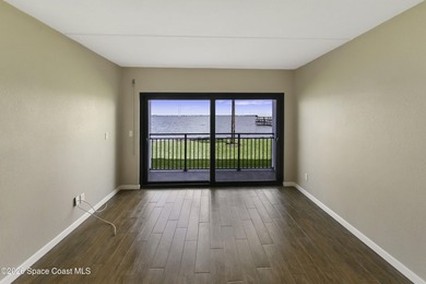 Welcome to this beautifully updated first-floor riverfront condo - photo 19