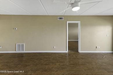 Welcome to this beautifully updated first-floor riverfront condo - photo 21