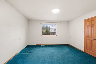 Spacious rancher on 5.46 acres with 6,080 sq ft in the main home - photo 22