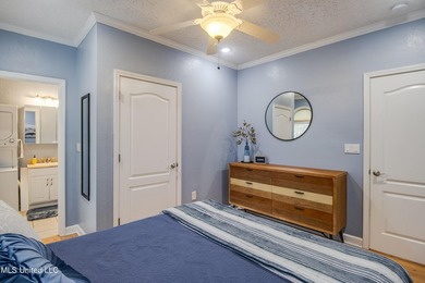 Welcome to your Gulf Coast retreat! This spacious 4-bedroom - photo 28