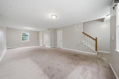 305 Cutter Ct is the kind of home that gives you space - photo 4