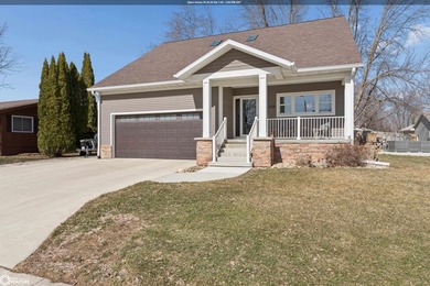 BRAND NEW ROOF! Tucked just off coveted North Shore Drive, this - photo 1
