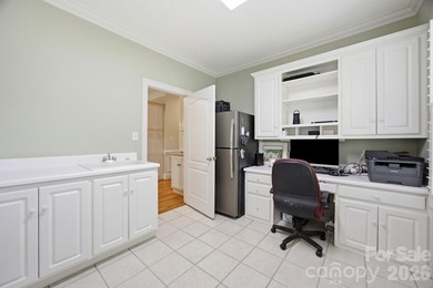 Welcome to the Firethorne Neighborhood - a beautiful golf course - photo 21