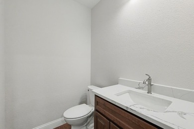 You found it: a beautiful one-story home in the sought-after - photo 42