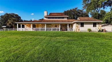 Lake Tohopekaliga Home For Sale in Kissimmee Florida