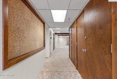 MLS# 293648 Opportunity for a growing professional firm / - photo 11