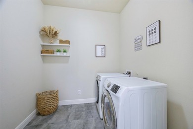 **Please have your agent schedule showings at least 12 hours in - photo 16