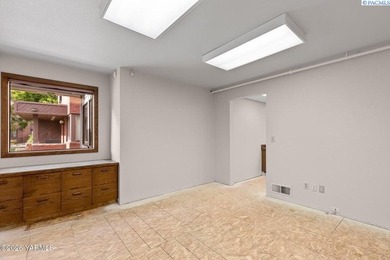 MLS# 293648 Opportunity for a growing professional firm / - photo 16